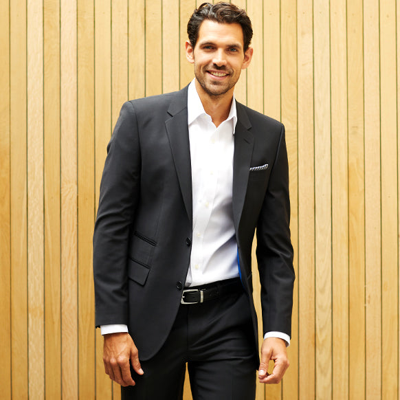 What Shirt to Wear With a Black Suit