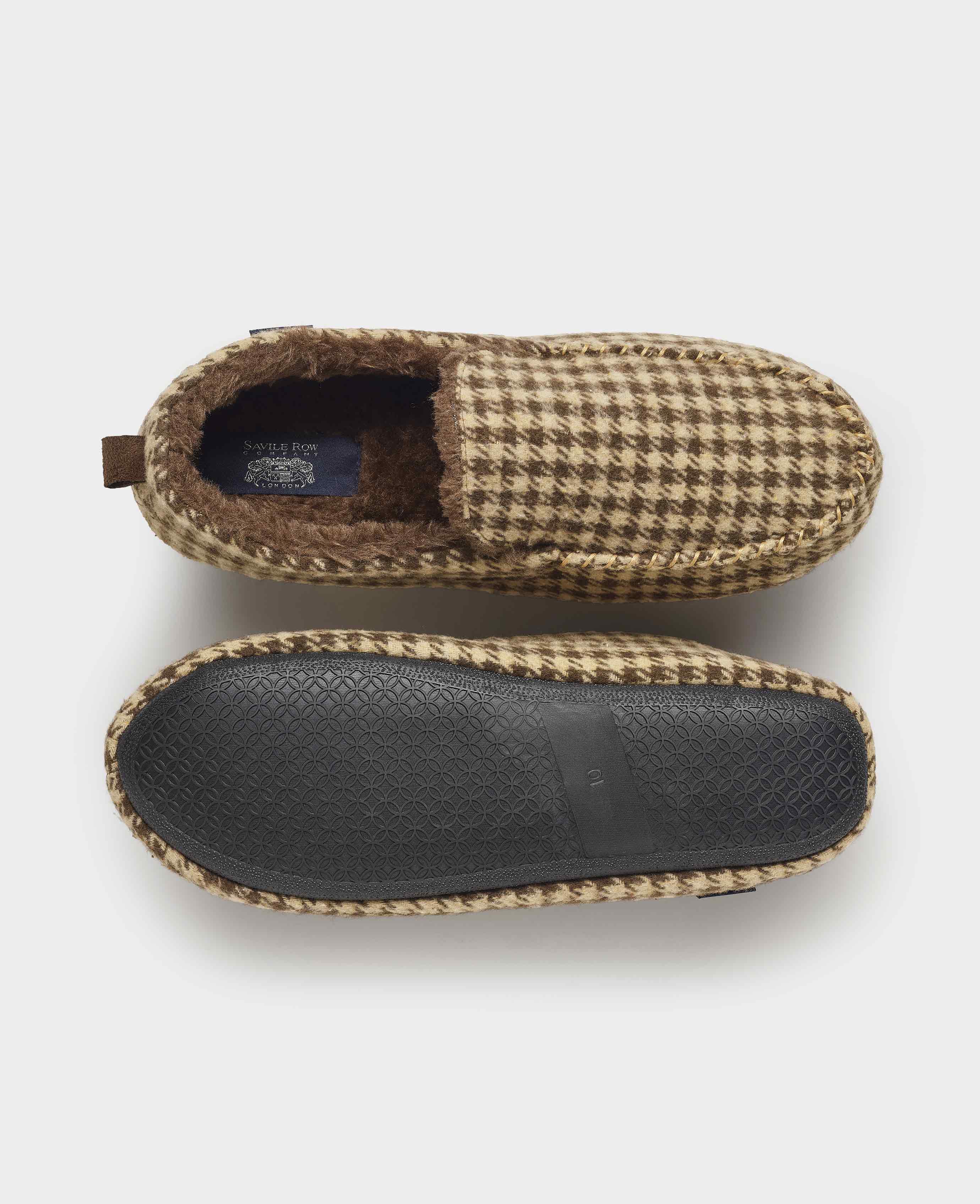 Men s Brown Beige Dogtooth Faux Fur Lined Moccasin Slippers Savile Row US