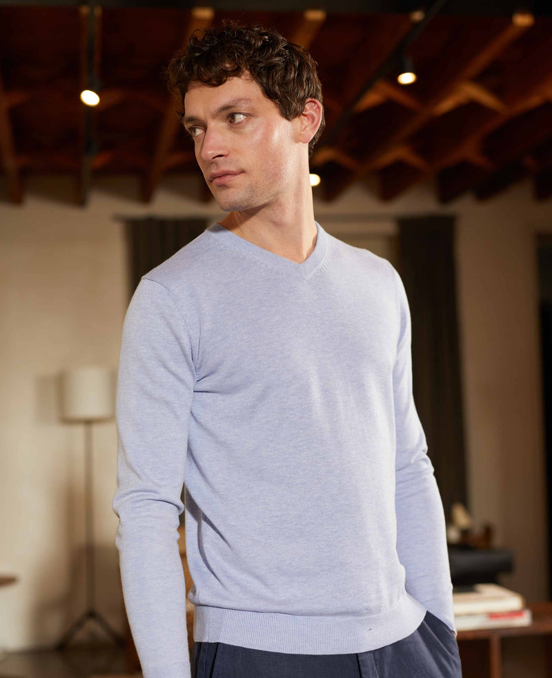 Men's Washed Navy V-Neck Jumper